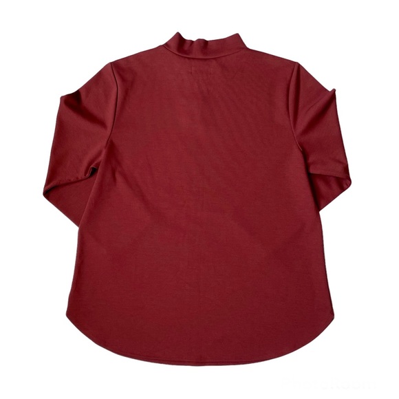 Women’s Van Heusen Stretch Long-Sleeve Blouse w/ Button Details - Size Medium - Picture 2 of 6